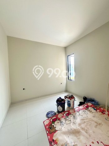Jual Rumah Mewah Elegan Dengan View Cantik di Meruya, Jakarta Barat Jual Rumah Mewah Elegan Dengan View Cantik di Meruya, Jakarta Barat