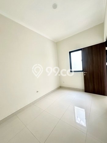Rumah Elit Modern Siap Huni di Meruya Jakarta Barat Rumah Elit Modern Siap Huni di Meruya Jakarta Barat