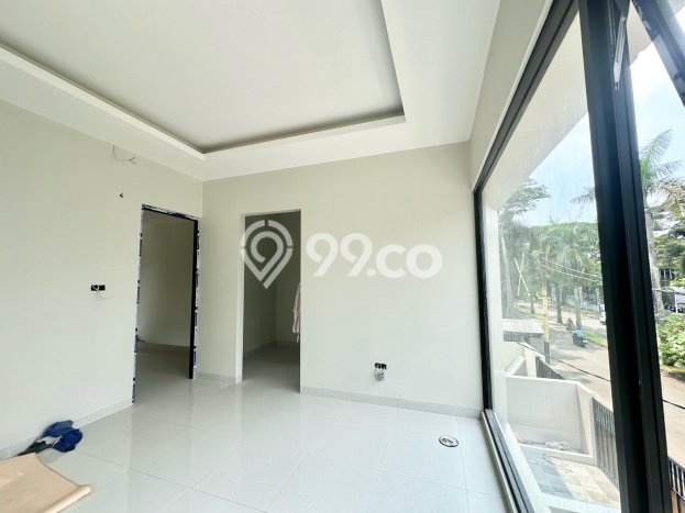 Jual Rumah Mewah Elegan Dengan View Cantik di Meruya, Jakarta Barat Jual Rumah Mewah Elegan Dengan View Cantik di Meruya, Jakarta Barat