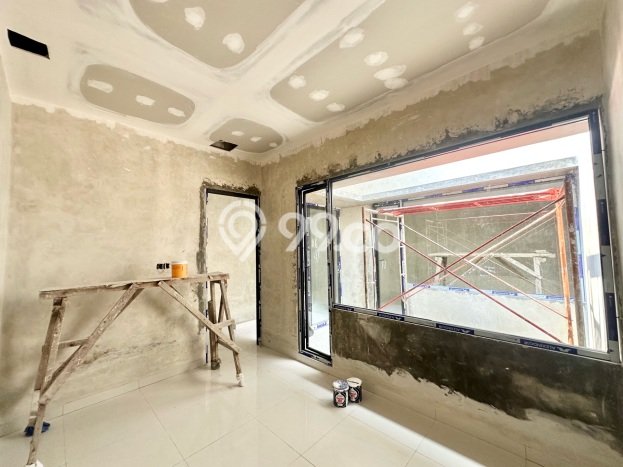 Rumah Luas Asri 3 KT Siap Pakai di Meruya Jakarta Barat Rumah Luas Asri 3 KT Siap Pakai di Meruya Jakarta Barat
