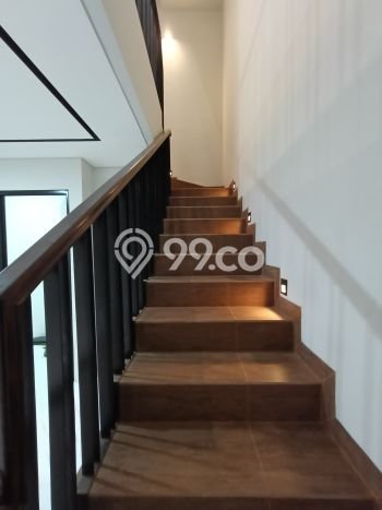 Dijual Rumah Strategis Bagus Punya 4 KT di Jagakarsa Jakarta Selatan SHM Dijual Rumah Strategis Bagus Punya 4 KT di Jagakarsa Jakarta Selatan SHM