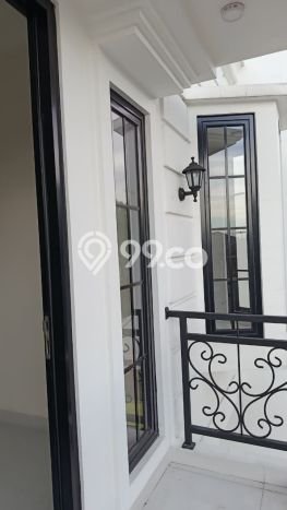 Rumah Modern 3 KT di Cilangkap Jakarta Timur Rumah Modern 3 KT di Cilangkap Jakarta Timur