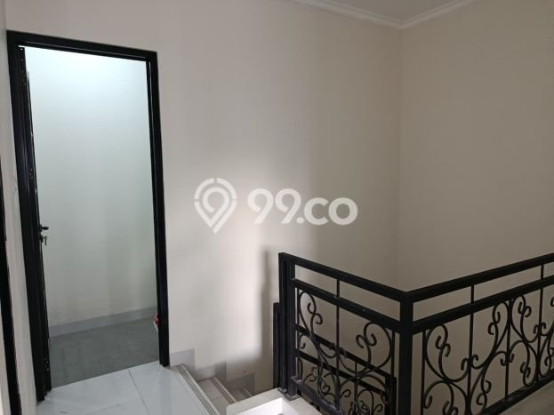 Rumah Modern 3 KT di Cilangkap Jakarta Timur Rumah Modern 3 KT di Cilangkap Jakarta Timur