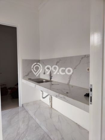 Rumah Minimalis area Cempaka Putih, Jakarta Pusat, Luas 165m² Bangunan 200m² Rumah Minimalis area Cempaka Putih, Jakarta Pusat, Luas 165m² Bangunan 200m²