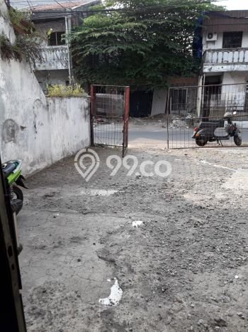 Gudang di Jatinegara, Luas 120m², Lokasi Strategis, Jalan Utama Gudang di Jatinegara, Luas 120m², Lokasi Strategis, Jalan Utama