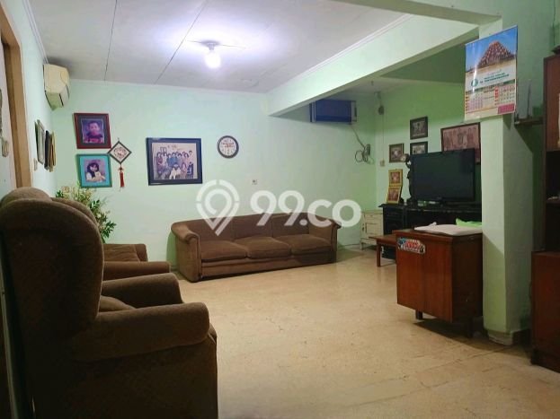 Jual Rumah Mewah Elegan Dengan View Cantik di Rawamangun, Jakarta Timur Jual Rumah Mewah Elegan Dengan View Cantik di Rawamangun, Jakarta Timur