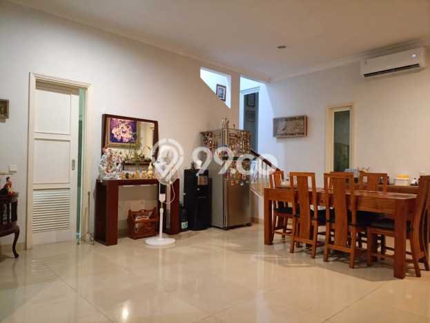 Jual Rumah Mewah Elegan Dengan View Cantik di Gading Serpong, Tangerang Jual Rumah Mewah Elegan Dengan View Cantik di Gading Serpong, Tangerang