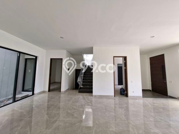 Rumah 4 KT 3 KM di Lokasi Strategis , Surabaya Rumah 4 KT 3 KM di Lokasi Strategis , Surabaya