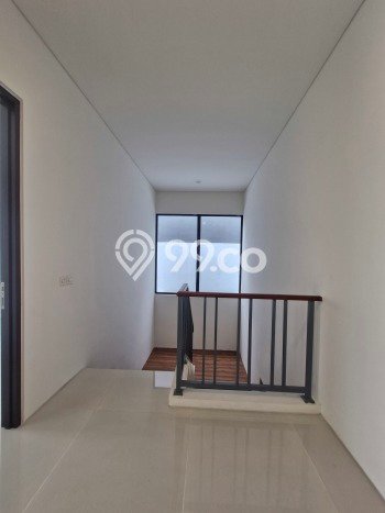 Rumah Elit Modern Tanpa Renovasi di Surabaya Kota Surabaya Rumah Elit Modern Tanpa Renovasi di Surabaya Kota Surabaya