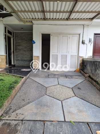 Rumah Elit LB 135m2 Siap Huni Desain Elegan di Citraland, Surabaya Rumah Elit LB 135m2 Siap Huni Desain Elegan di Citraland, Surabaya