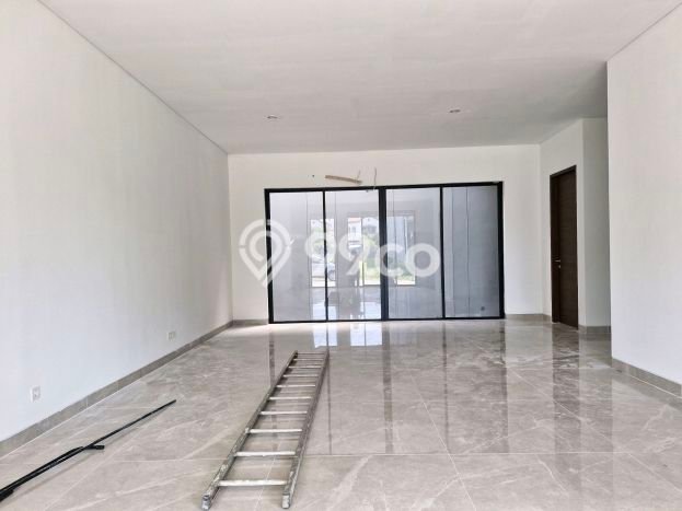 Rumah 4 KT 3 KM di Lokasi Strategis , Surabaya Rumah 4 KT 3 KM di Lokasi Strategis , Surabaya