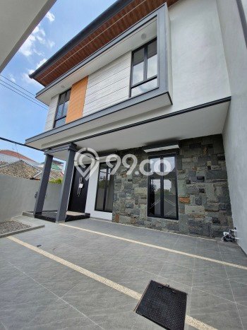 Dijual Rumah Mewah Elegan Dengan View Cantik di Sutorejo, Surabaya Dijual Rumah Mewah Elegan Dengan View Cantik di Sutorejo, Surabaya
