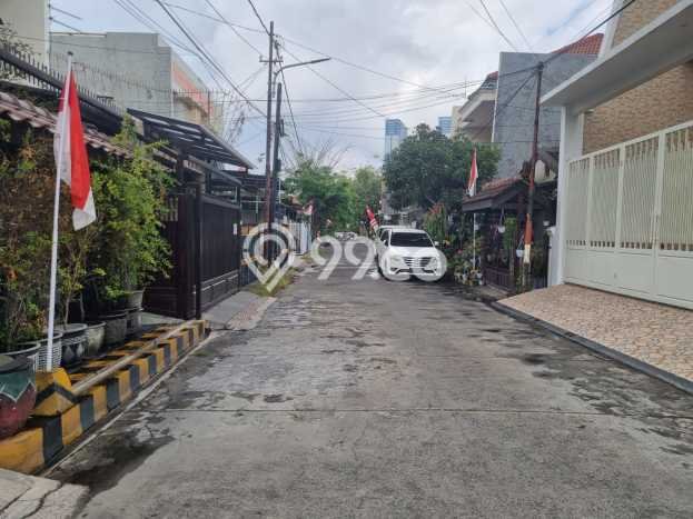 Disewakan Rumah Konsep Minimalis di Mulyorejo Surabaya dengan 3 KT Disewakan Rumah Konsep Minimalis di Mulyorejo Surabaya dengan 3 KT