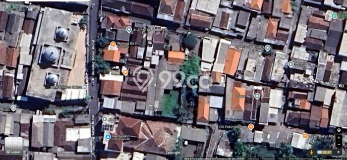 Hunian Mewah LB 200m2 Siap Pakai Desain Elegan di Gununganyar, Surabaya Hunian Mewah LB 200m2 Siap Pakai Desain Elegan di Gununganyar, Surabaya