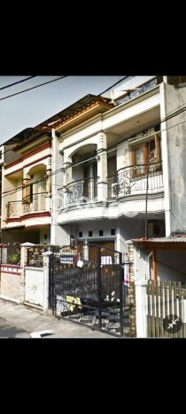 Rumah Elit Modern Siap Huni di Tomang Jakarta Barat Rumah Elit Modern Siap Huni di Tomang Jakarta Barat