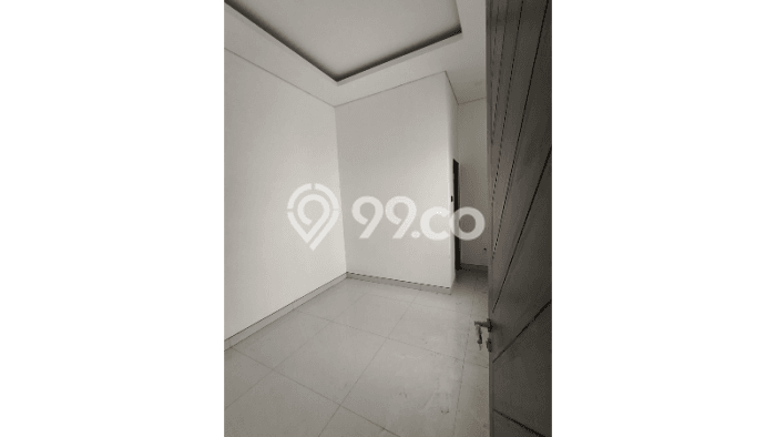 Ready to Use! Premium House LT 147m2 Desain Modern di Sukomanunggal Ready to Use! Premium House LT 147m2 Desain Modern di Sukomanunggal