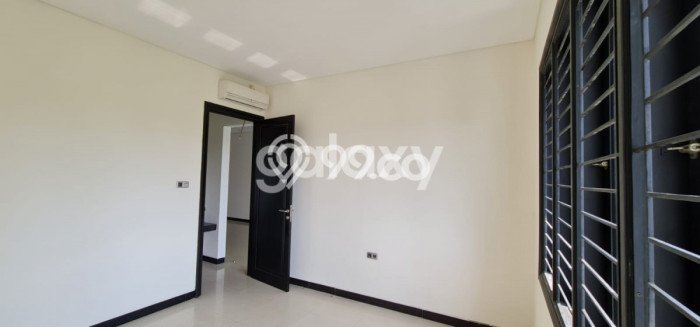 Siap Huni Rumah Mewah 4 Kamar di Wiyung Dekat ke Mana Pun Siap Huni Rumah Mewah 4 Kamar di Wiyung Dekat ke Mana Pun
