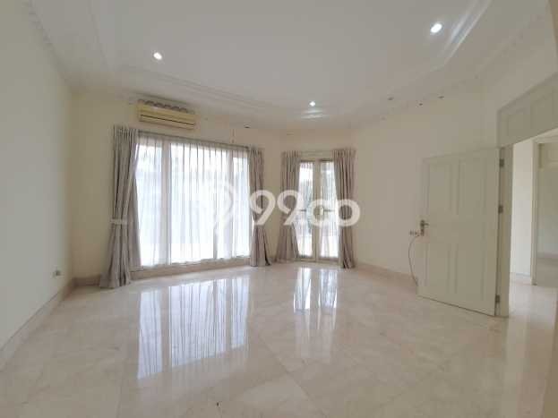 Disewakan Rumah Strategis LT 750m2 / LB 700m2 di Kemang, Jakarta Selatan Disewakan Rumah Strategis LT 750m2 / LB 700m2 di Kemang, Jakarta Selatan