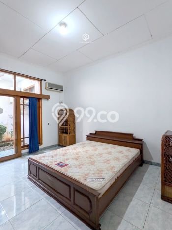Rumah sewa siap huni 4 KT di Kemang, Jakarta Selatan Rumah sewa siap huni 4 KT di Kemang, Jakarta Selatan
