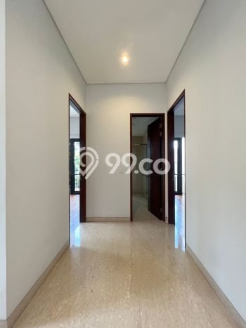 Lokasi terbaik! Rumah siap pakai disewakan di Cilandak LB 350m2 Lokasi terbaik! Rumah siap pakai disewakan di Cilandak LB 350m2