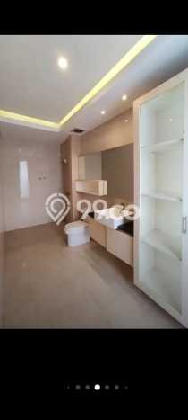 Rumah Elit Modern Tanpa Renovasi di Kemang Jakarta Selatan Rumah Elit Modern Tanpa Renovasi di Kemang Jakarta Selatan