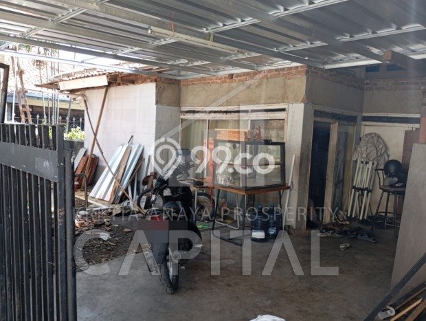 Rumah Mewah LB 100m2 Siap Huni Desain Elegan di Buah Batu, Bandung Rumah Mewah LB 100m2 Siap Huni Desain Elegan di Buah Batu, Bandung