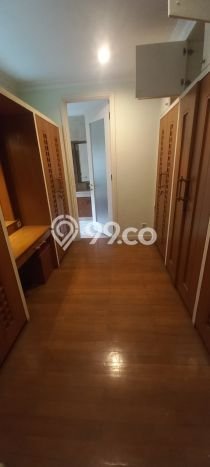 Rumah area Senayan, Dekat Stasiun, 5 KM, Luas 450m² LB 400m² Rumah area Senayan, Dekat Stasiun, 5 KM, Luas 450m² LB 400m²
