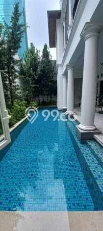 Hunian Mewah LB 1100m2 Siap Pakai Desain Elegan di Kuningan, Jakarta Selatan Hunian Mewah LB 1100m2 Siap Pakai Desain Elegan di Kuningan, Jakarta Selatan