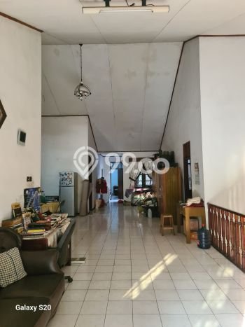 Rumah Elit LB 334m2 Siap Pakai Desain Elegan di Srengseng, Jakarta Barat Rumah Elit LB 334m2 Siap Pakai Desain Elegan di Srengseng, Jakarta Barat