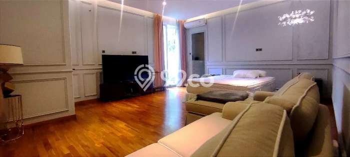 LOKASI STRATEGIS! Rumah di Tebet, Akses ke Tol, 5 KM, LT 400m² LB 450m² LOKASI STRATEGIS! Rumah di Tebet, Akses ke Tol, 5 KM, LT 400m² LB 450m²