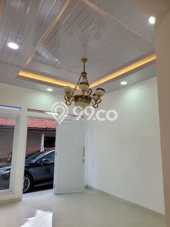 FEATURED! Rumah di Tebet, 4 KT, Area Premium, LT 150m² LB 250m² FEATURED! Rumah di Tebet, 4 KT, Area Premium, LT 150m² LB 250m²