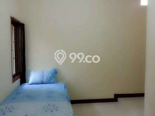 Rumah Strategis dengan Luas Tanah 231m² dan Luas Bangunan 382m² di Kawasan Slipi, Jakarta Barat Rumah Strategis dengan Luas Tanah 231m² dan Luas Bangunan 382m² di Kawasan Slipi, Jakarta Barat