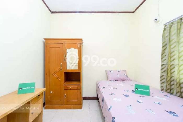 Rumah Strategis dengan Luas Tanah 231m² dan Luas Bangunan 382m² di Kawasan Slipi, Jakarta Barat Rumah Strategis dengan Luas Tanah 231m² dan Luas Bangunan 382m² di Kawasan Slipi, Jakarta Barat