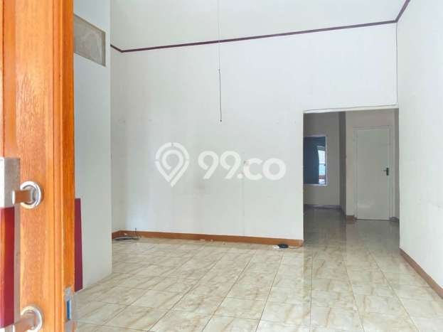 BEST PRICE! Rumah kawasan Gandaria, Dekat Pusat Kota, 3 KM, Luas 200m² LB 165m² BEST PRICE! Rumah kawasan Gandaria, Dekat Pusat Kota, 3 KM, Luas 200m² LB 165m²