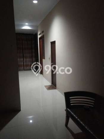 Rumah Asri area Kebagusan, 3 KM, LT 100m² Bangunan 220m² Rumah Asri area Kebagusan, 3 KM, LT 100m² Bangunan 220m²