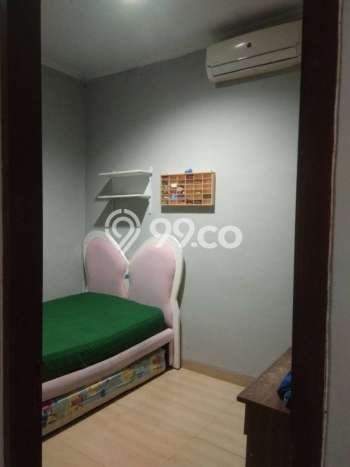 Rumah Asri area Kebagusan, 3 KM, LT 100m² Bangunan 220m² Rumah Asri area Kebagusan, 3 KM, LT 100m² Bangunan 220m²
