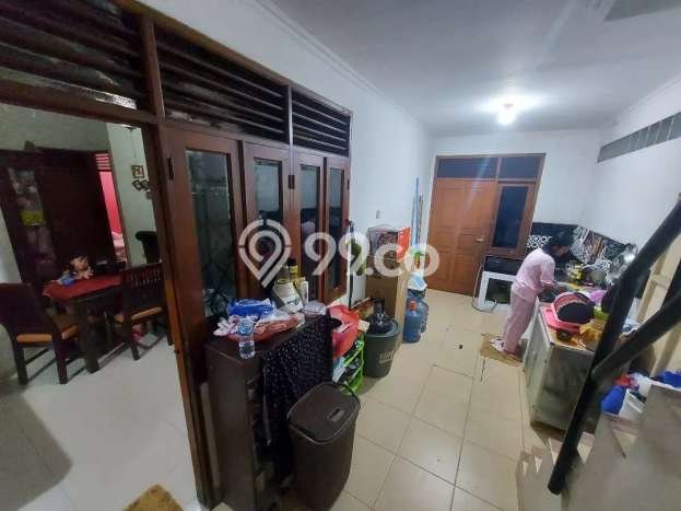 SPECIAL PRICE! Rumah Asri di Cempaka Putih, Luas 133m² LB 120m² SPECIAL PRICE! Rumah Asri di Cempaka Putih, Luas 133m² LB 120m²