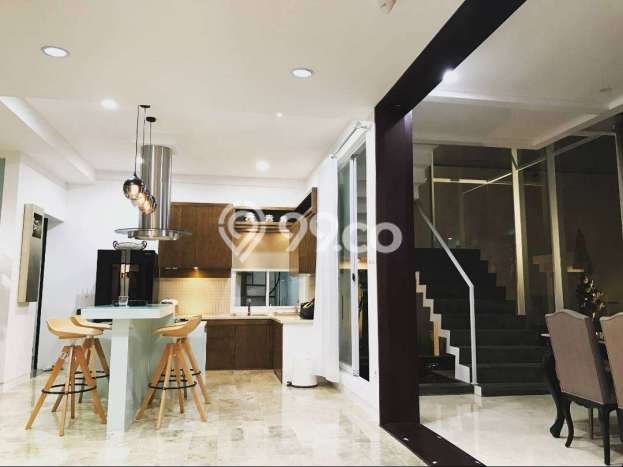 LISTING BARU! Rumah di Pancoran, Siap Huni, 7 KM, Akses Pancoran, Jakarta Selatan, Jakarta Selatan, Luas 400m² Bangunan 800m² LISTING BARU! Rumah di Pancoran, Siap Huni, 7 KM, Akses Pancoran, Jakarta Selatan, Jakarta Selatan, Luas 400m² Bangunan 800m²