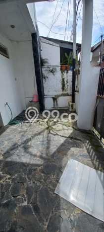 SPECIAL RATE! Rumah di Tebet, 2 KM, Lingkungan Asri, Luas 84m² Bangunan 100m² SPECIAL RATE! Rumah di Tebet, 2 KM, Lingkungan Asri, Luas 84m² Bangunan 100m²