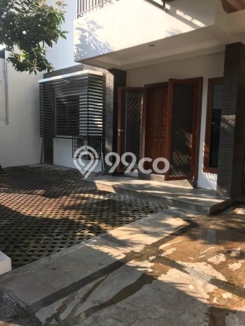GOOD DEAL! Rumah di Kebayoran Baru, 4 KM, Siap Huni, Luas 250m² LB 400m² GOOD DEAL! Rumah di Kebayoran Baru, 4 KM, Siap Huni, Luas 250m² LB 400m²