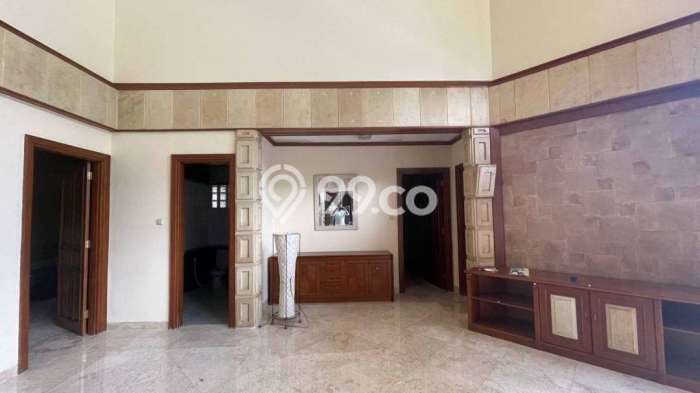 PRIME AREA! Rumah di Kemang, 2 KM, Area Premium, LT 510m² LB 310m² PRIME AREA! Rumah di Kemang, 2 KM, Area Premium, LT 510m² LB 310m²
