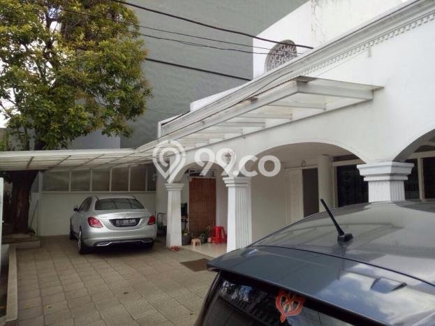 Rumah Premium 4 KT 4 KM di Kawasan Nyaman SCBD, Jakarta Selatan Rumah Premium 4 KT 4 KM di Kawasan Nyaman SCBD, Jakarta Selatan