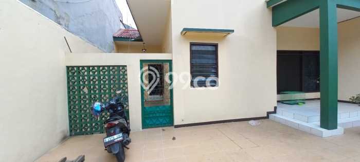 Rumah Tenang di Pulomas, 3 KM, Luas 220m² LB 180m² Rumah Tenang di Pulomas, 3 KM, Luas 220m² LB 180m²