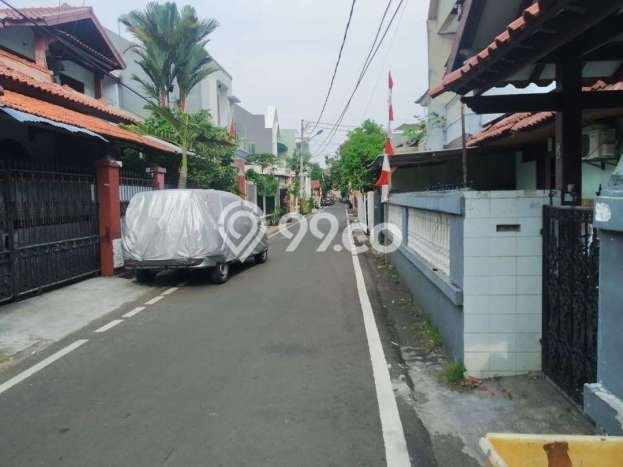 KESEMPATAN TERBAIK! Tersedia KPR Rumah Modern di Kemayoran, Jakarta Pusat, Luas 268m² LB 50m² KESEMPATAN TERBAIK! Tersedia KPR Rumah Modern di Kemayoran, Jakarta Pusat, Luas 268m² LB 50m²