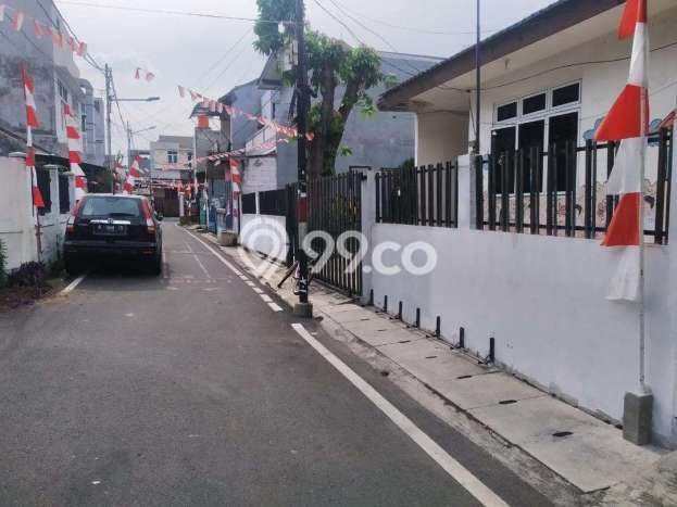 KESEMPATAN TERBAIK! Tersedia KPR Rumah Modern di Kemayoran, Jakarta Pusat, Luas 268m² LB 50m² KESEMPATAN TERBAIK! Tersedia KPR Rumah Modern di Kemayoran, Jakarta Pusat, Luas 268m² LB 50m²