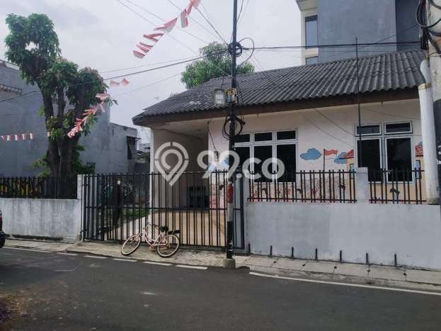 KESEMPATAN TERBAIK! Tersedia KPR Rumah Modern di Kemayoran, Jakarta Pusat, Luas 268m² LB 50m² KESEMPATAN TERBAIK! Tersedia KPR Rumah Modern di Kemayoran, Jakarta Pusat, Luas 268m² LB 50m²