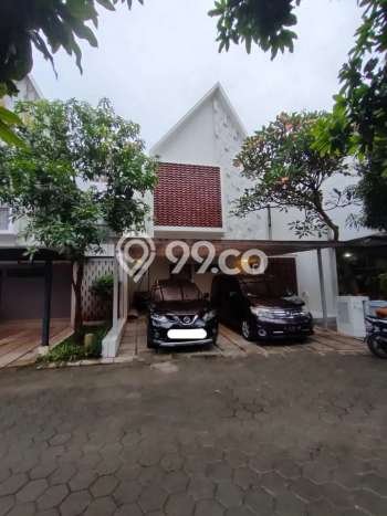 Rumah di Pondok Labu, Jakarta Selatan, LT 137m² LB 140m² Rumah di Pondok Labu, Jakarta Selatan, LT 137m² LB 140m²