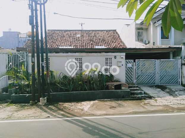 HOT DEAL! Rumah Premium di Panglima Polim, Jakarta Selatan, Luas 409m² Bangunan 350m² HOT DEAL! Rumah Premium di Panglima Polim, Jakarta Selatan, Luas 409m² Bangunan 350m²