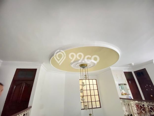 Rumah Strategis di Kebayoran Baru, Dekat Kebayoran Baru, Jakarta Selatan, Jakarta Selatan - LT 393m² Rumah Strategis di Kebayoran Baru, Dekat Kebayoran Baru, Jakarta Selatan, Jakarta Selatan - LT 393m²