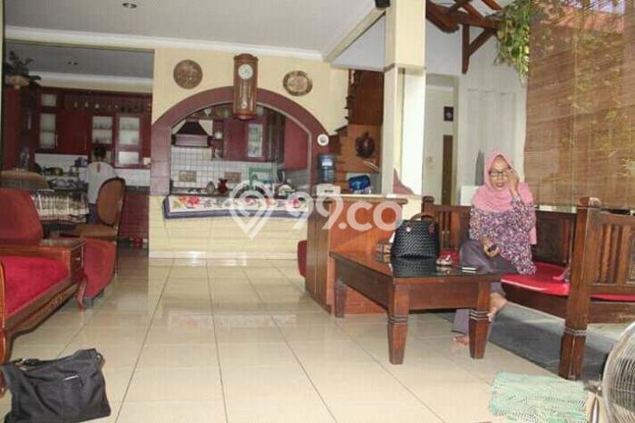 Rumah Dengan Harga Terbaik 7 Kamar Tidur Lokasi Prestisius di Jantung Kota Kebayoran Lama, Jakarta Selatan Rumah Dengan Harga Terbaik 7 Kamar Tidur Lokasi Prestisius di Jantung Kota Kebayoran Lama, Jakarta Selatan